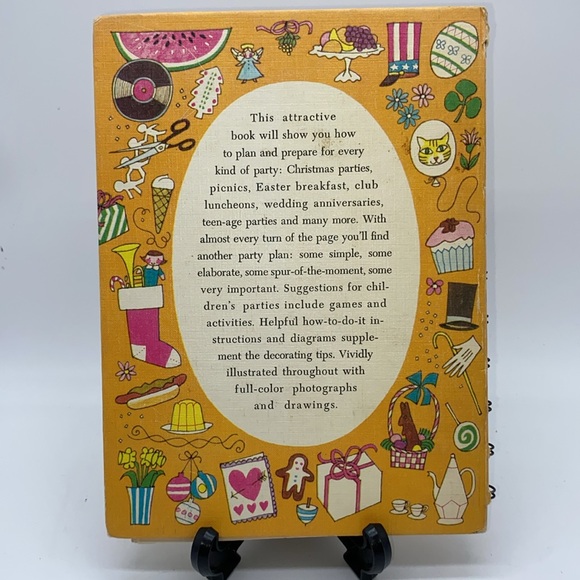 1960 Betty Crocker’s Party Book First Edition Hardcover Spiral Bound Cookbook - Picture 3 of 13